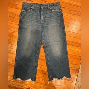 Frame Denim Distressed Blue women’s  Jeans